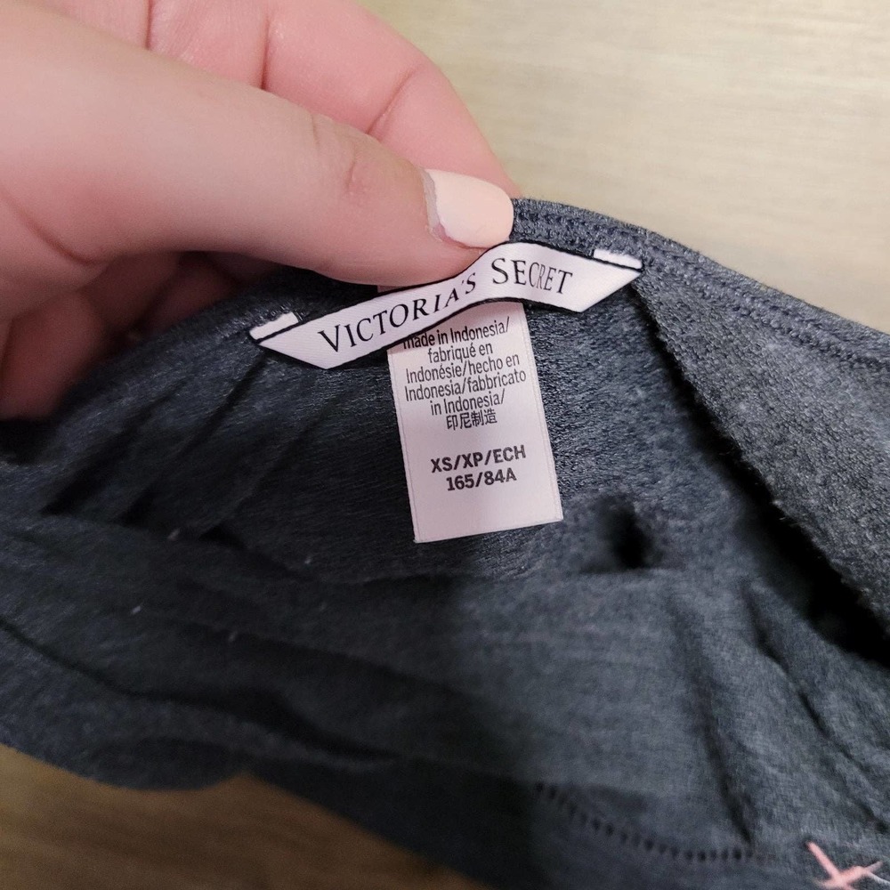 Victoria secret shirt - Picture 7 of 8